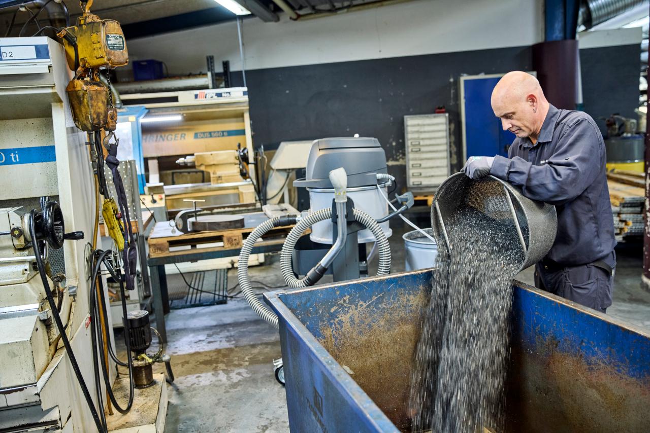 OIL230 Email Signature DE DE