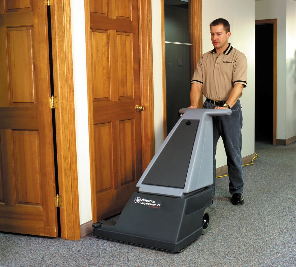 CarpeTriever-28-in-use-Lt-ps-